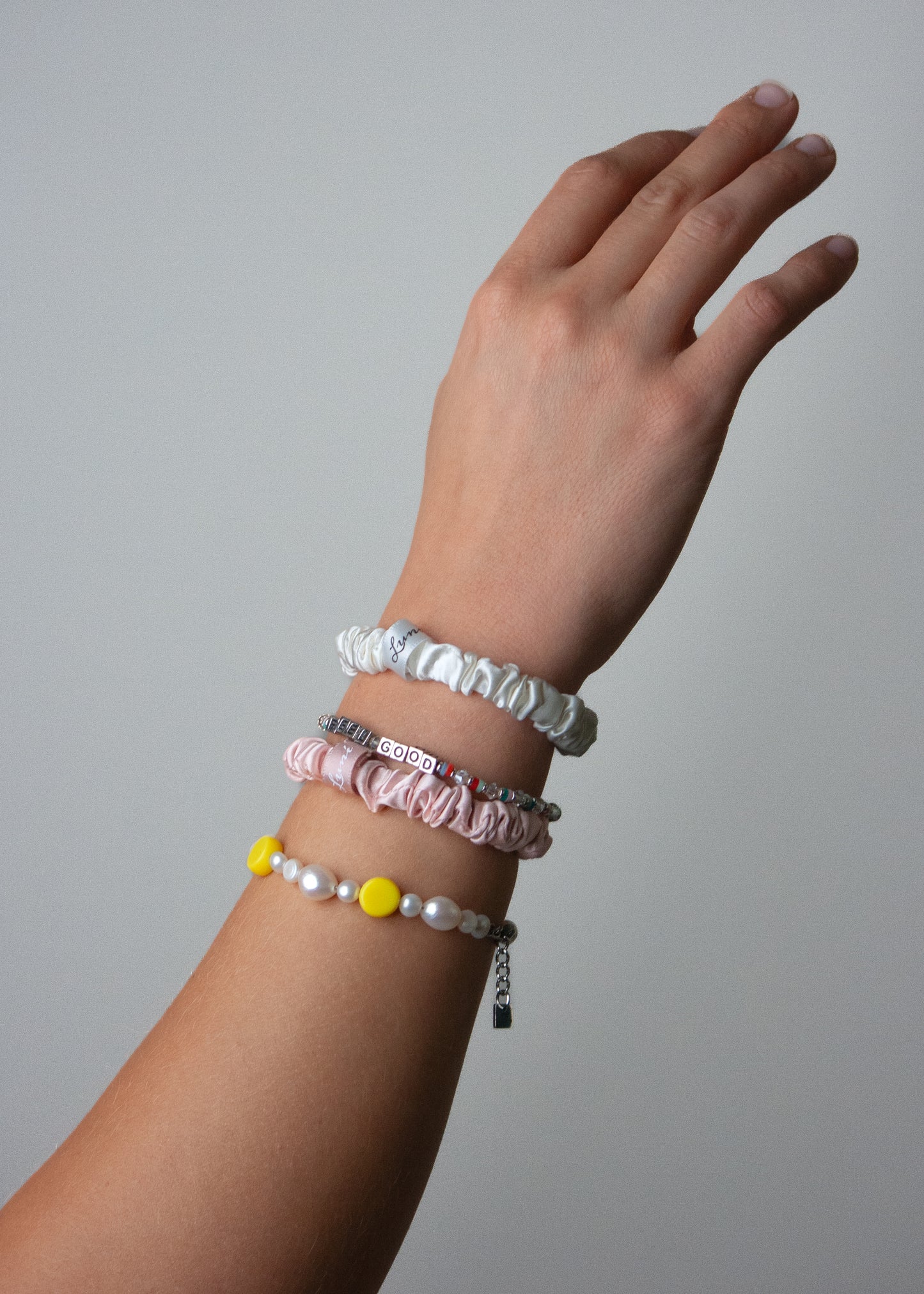 HVÍTT HÁRTEYGJUSETT