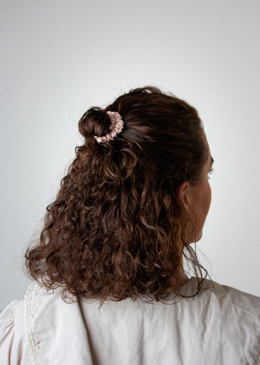 BLEIKT HÁRTEYGJUSETT