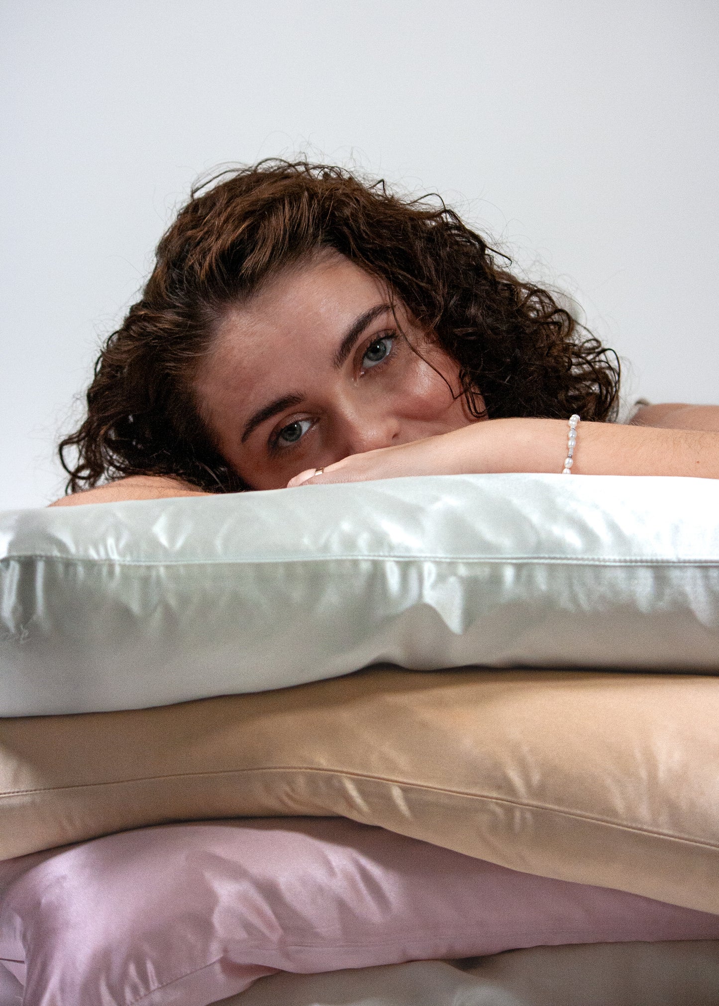 PINK ZIPPERED PILLOWCASE